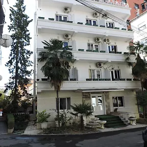 La Favorita Tirana